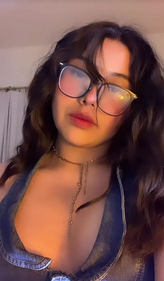 Only finsubs will beg me to send their money posted by Lopez_princess