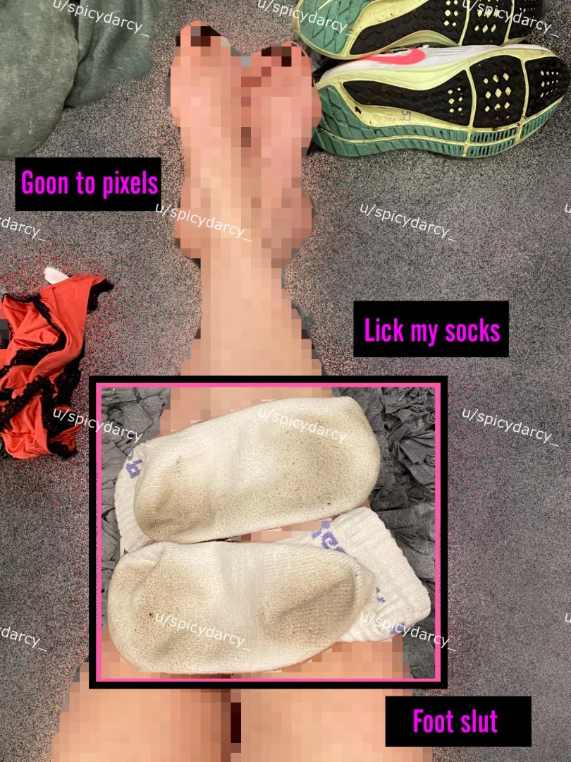 Only good boys get to see my feet . You goon and say “thank you, Darcy”. posted by Spicydarcy_