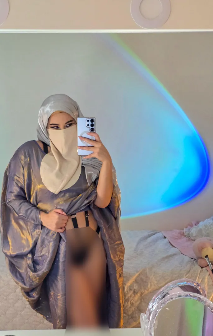 Only if you know what I wear under my abaya! posted by nami_yuna