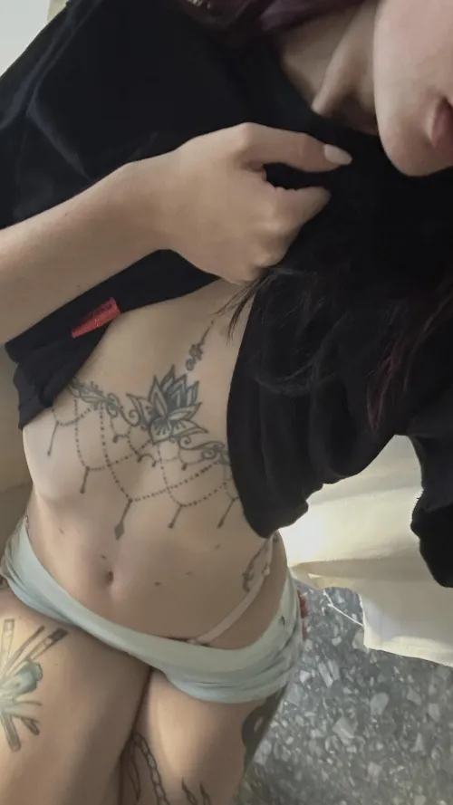 Only looking for local (Portland) fun, no long chats - hit lg instead:.Iunaromes'. by kysCyte