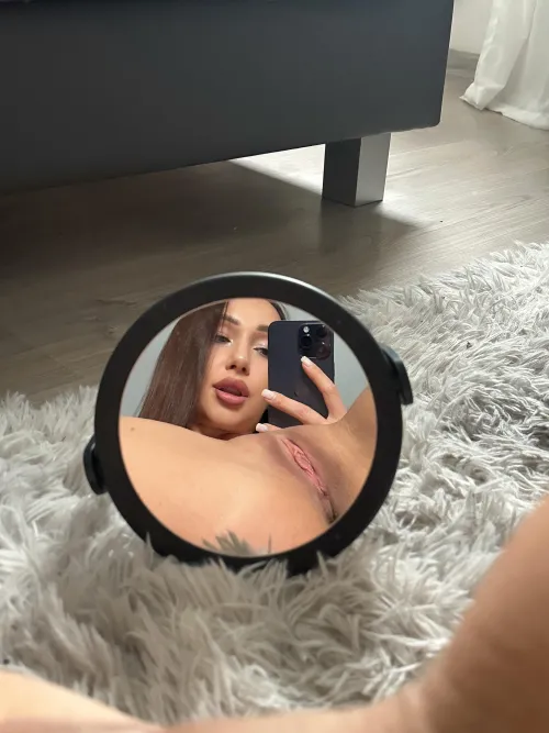 only one rule, you gotta fuck me raw. how strong is your pullout game? by poopyra