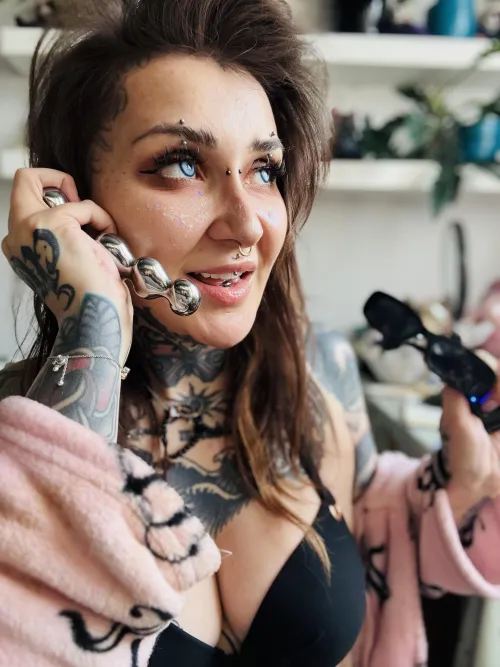 Ooooooh my new TOY from funzzzeeeee❤️❤️❤️❤️ by CaringBianca