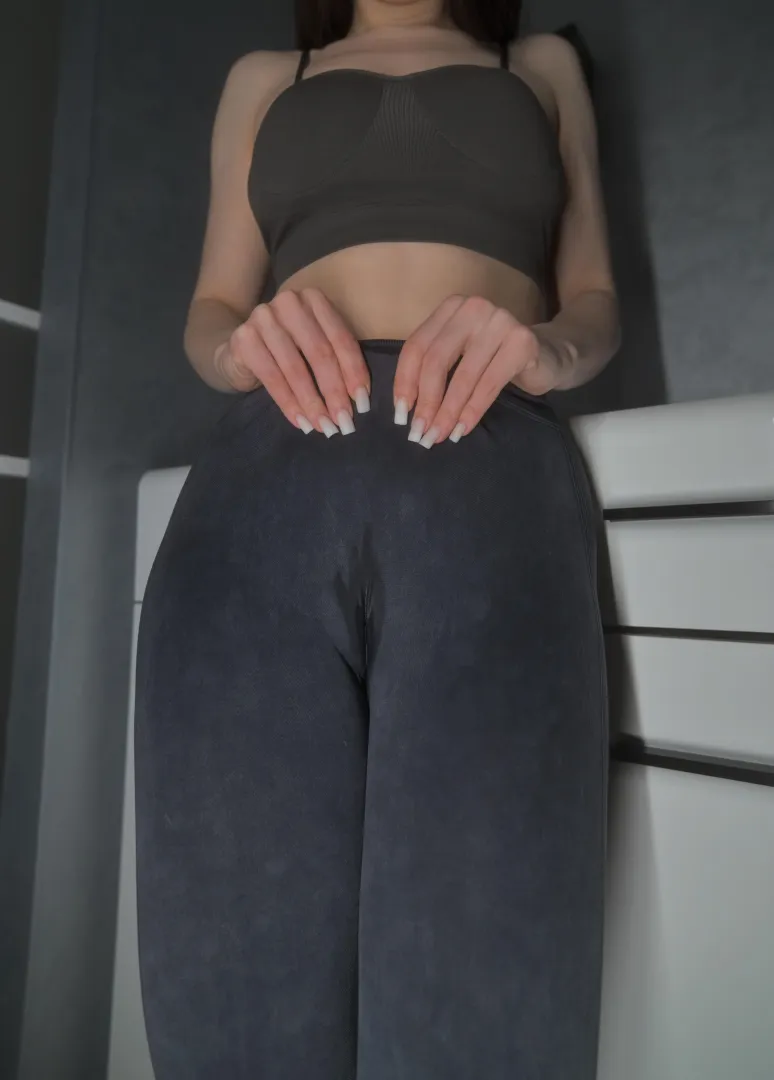 oopss posted by SexyRadiantLight