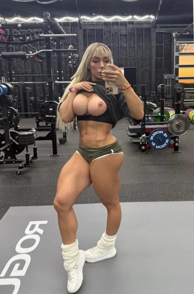 oopsss... these small nips wanted to get out posted by themusclebarbie