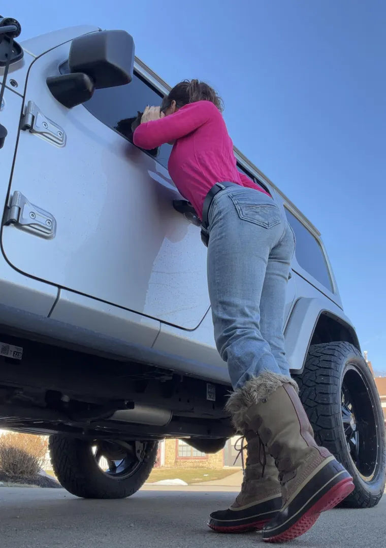 Open up for mom F 48 posted by FitMilfSam