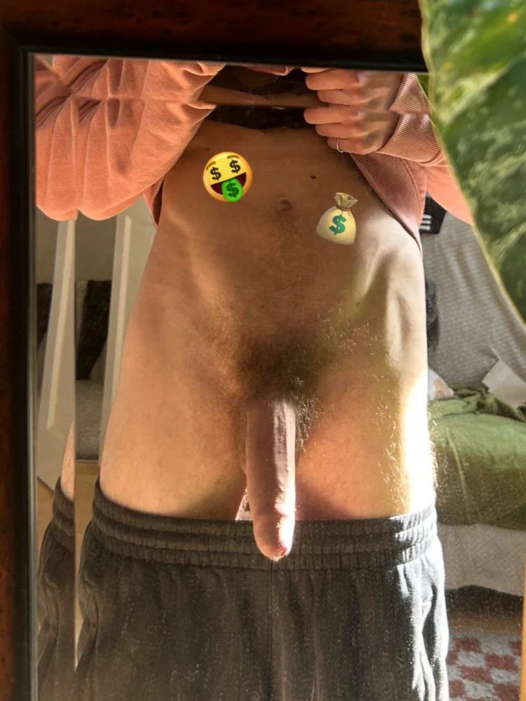 open your wallet wide for my fat cashcock  posted by cashkingcroc