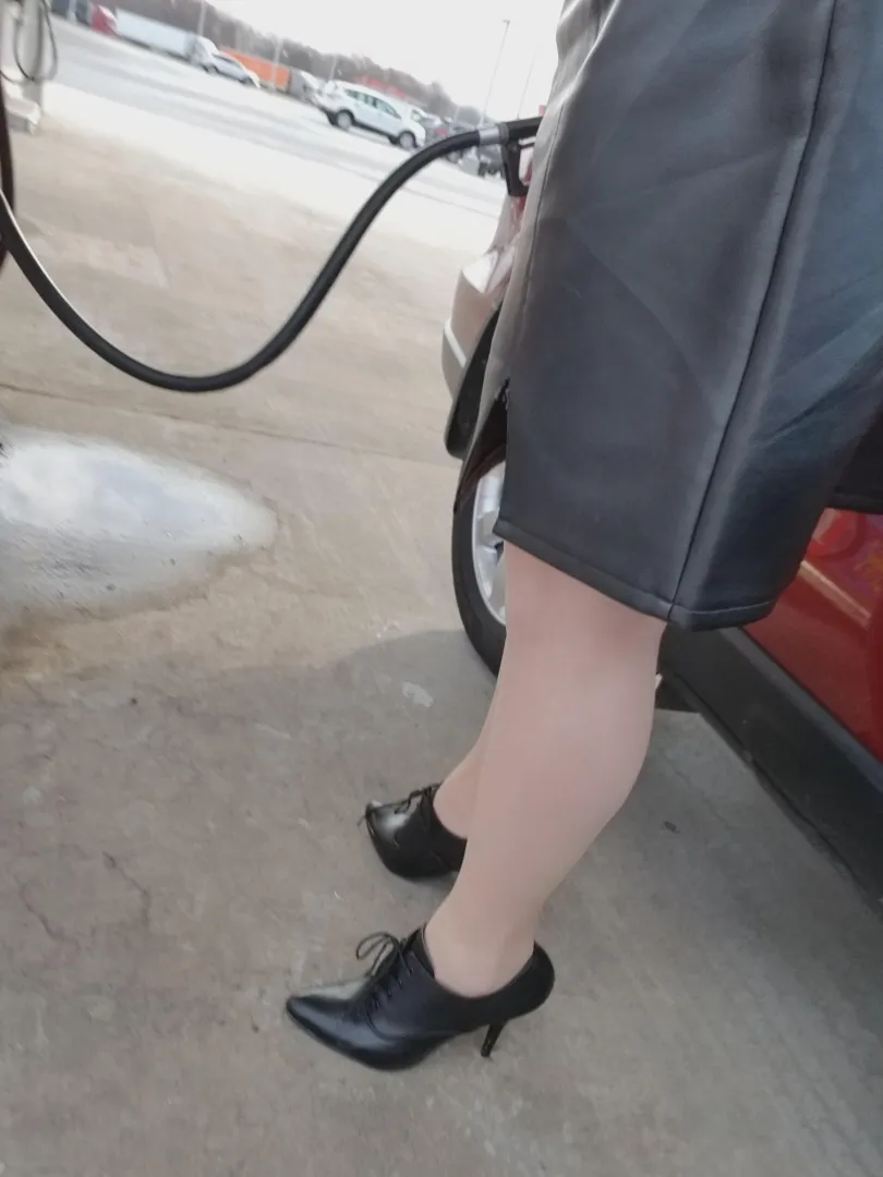 Out for a drive posted by SissyEmily574