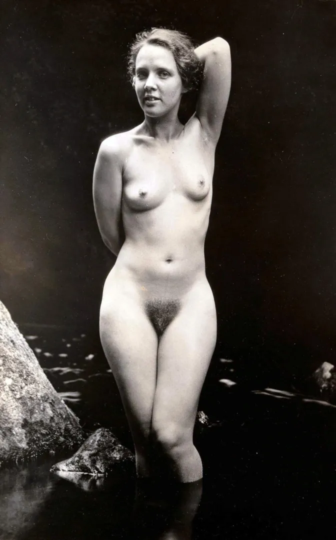 Outdoor nude 1920 posted by Professional-Form-3