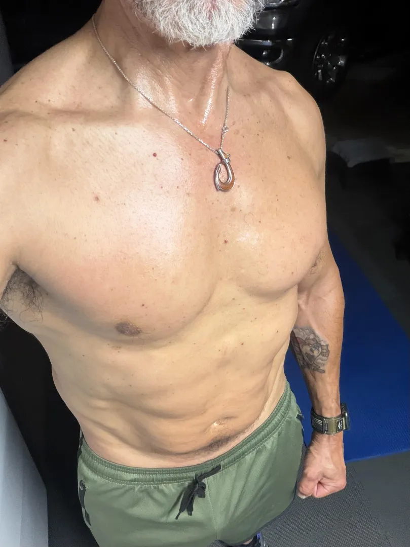 Overcast mornings make for a good glow! posted by Runningman1961