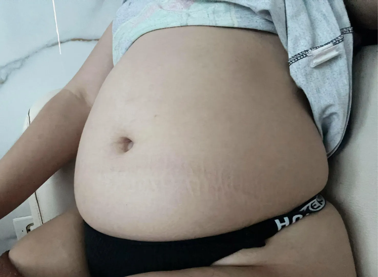 pampered tummy  posted by acid_lemonk