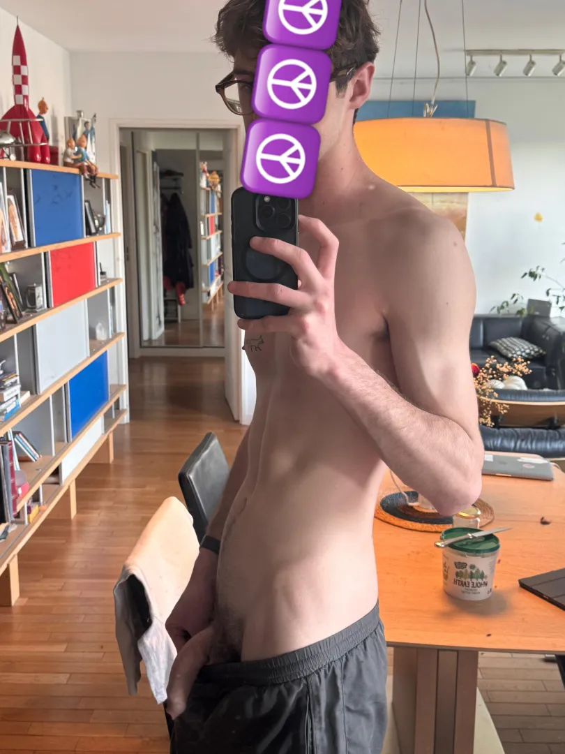 Paris? (19) posted by ThrowRASad_Macaron