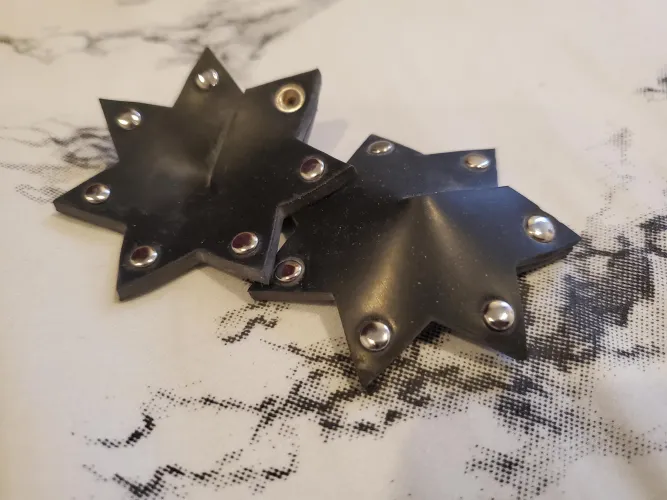 Pasties won't stick by throwitallawayyy562