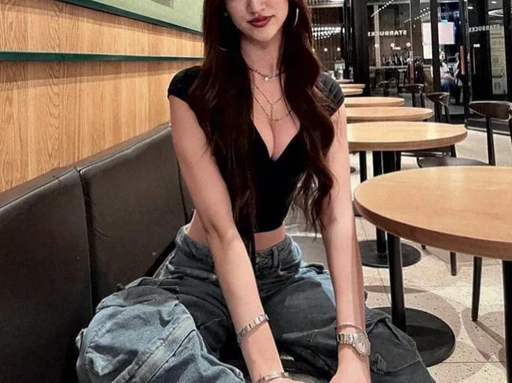 paused for a second posted by Sea_Ebb_8009