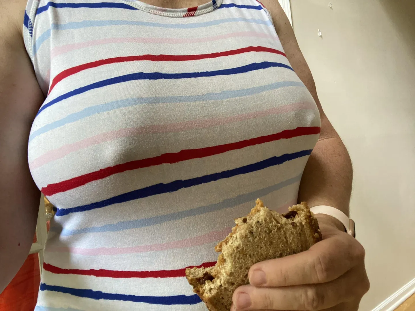 Peanut butter jelly time! posted by Frisky_Vanilla