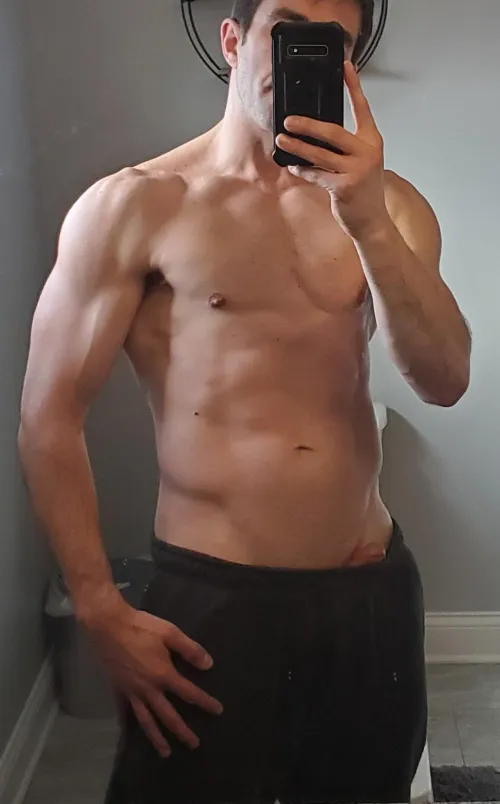 Peekaboo! by Mr_HappyGoLuckee