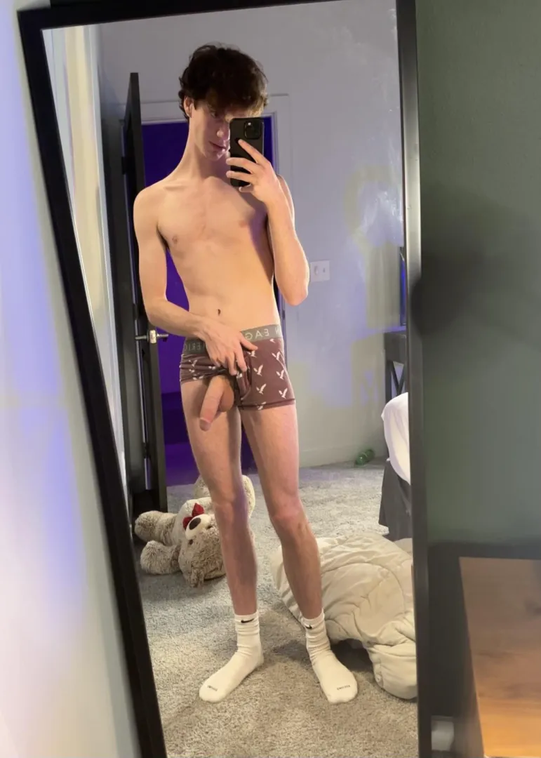 Peekaboo  posted by NoodPup