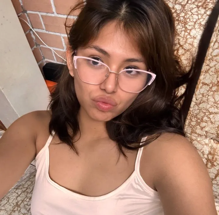 People at school keep saying I’m less attractive with braces, and it’s making me really self-conscious. posted by Purple_Hovercraft160