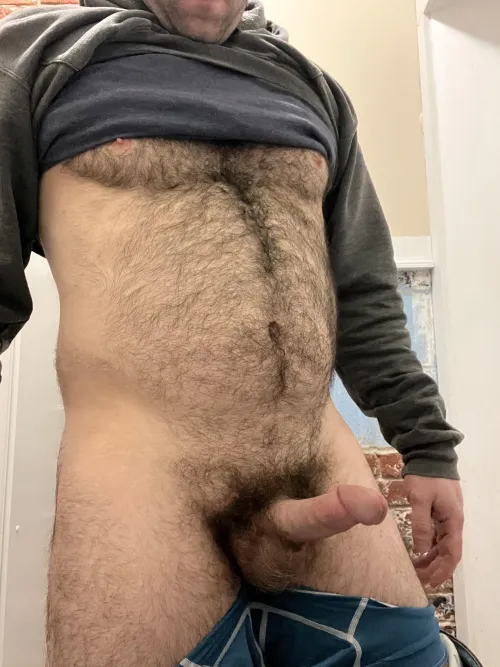 People don’t know the hair that’s hiding beneath by not_shy_to_nude