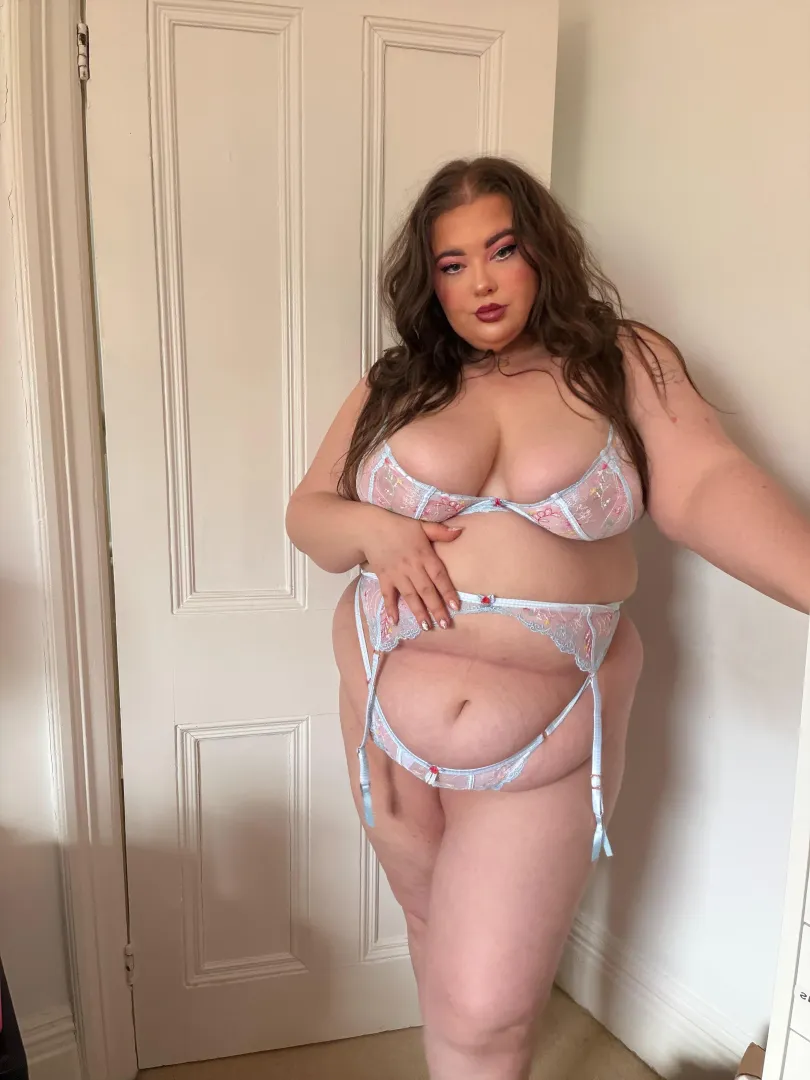 People keep saying I’m too big posted by juicyjprxx