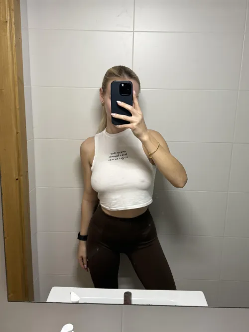 perfect gym fit by emiliajuliee