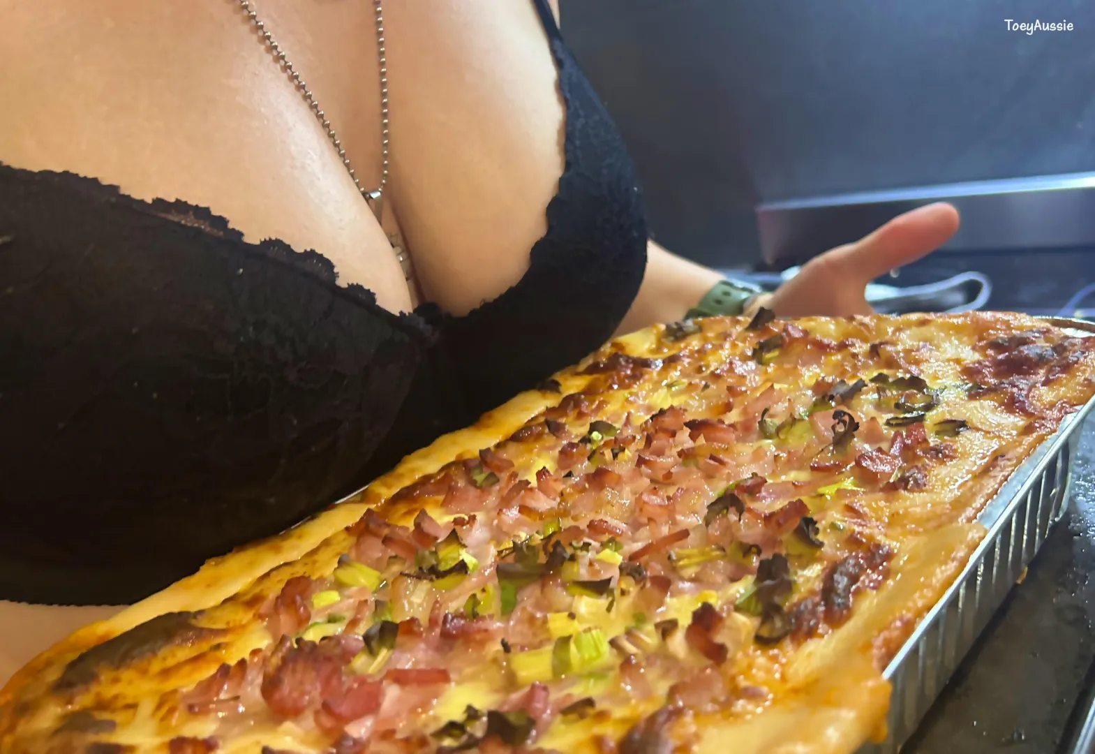 Perfect hangover feed. posted by ToeyAussie