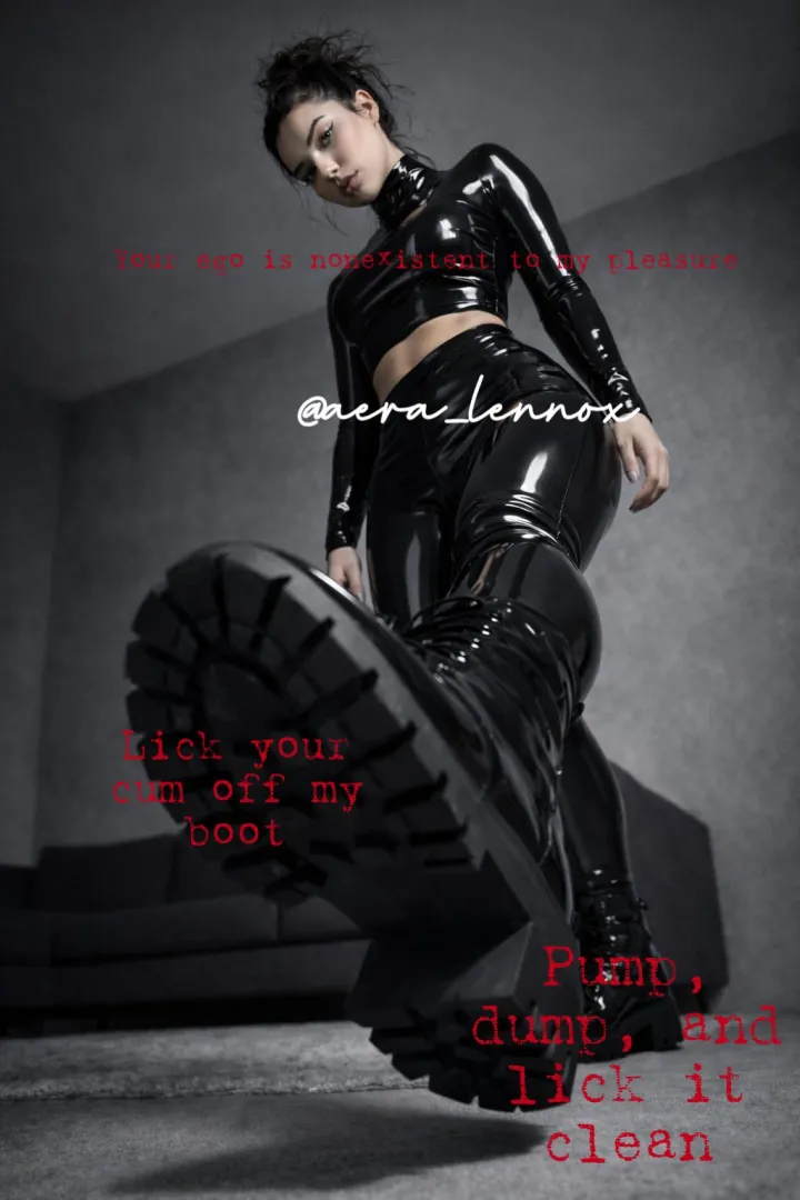 Perform like the good whore you can be posted by Aera_Lennox