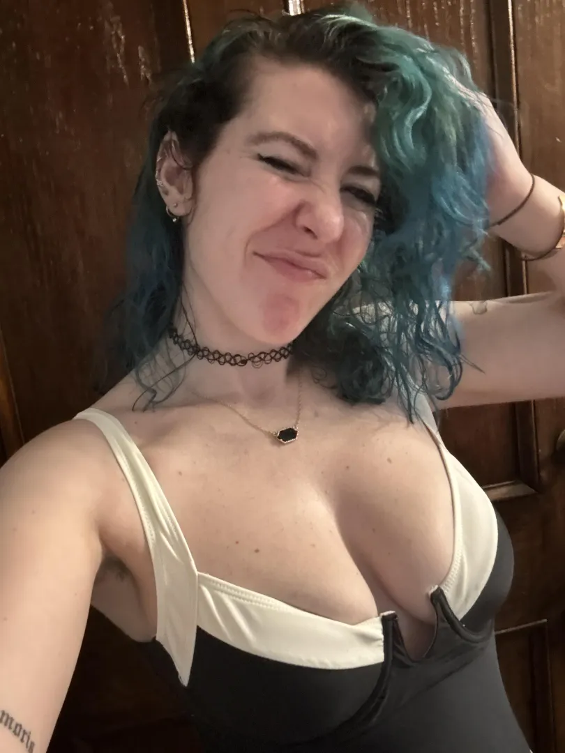 Perky punk posted by sirenskiss3