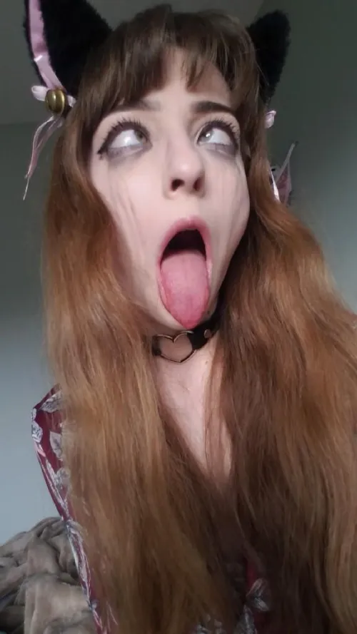 Pet me and call me a good girl by _mymindbreaks