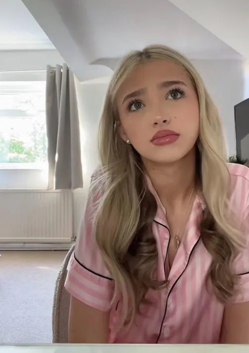 Petite babe wants hard dude to control her small vibe by cwindom