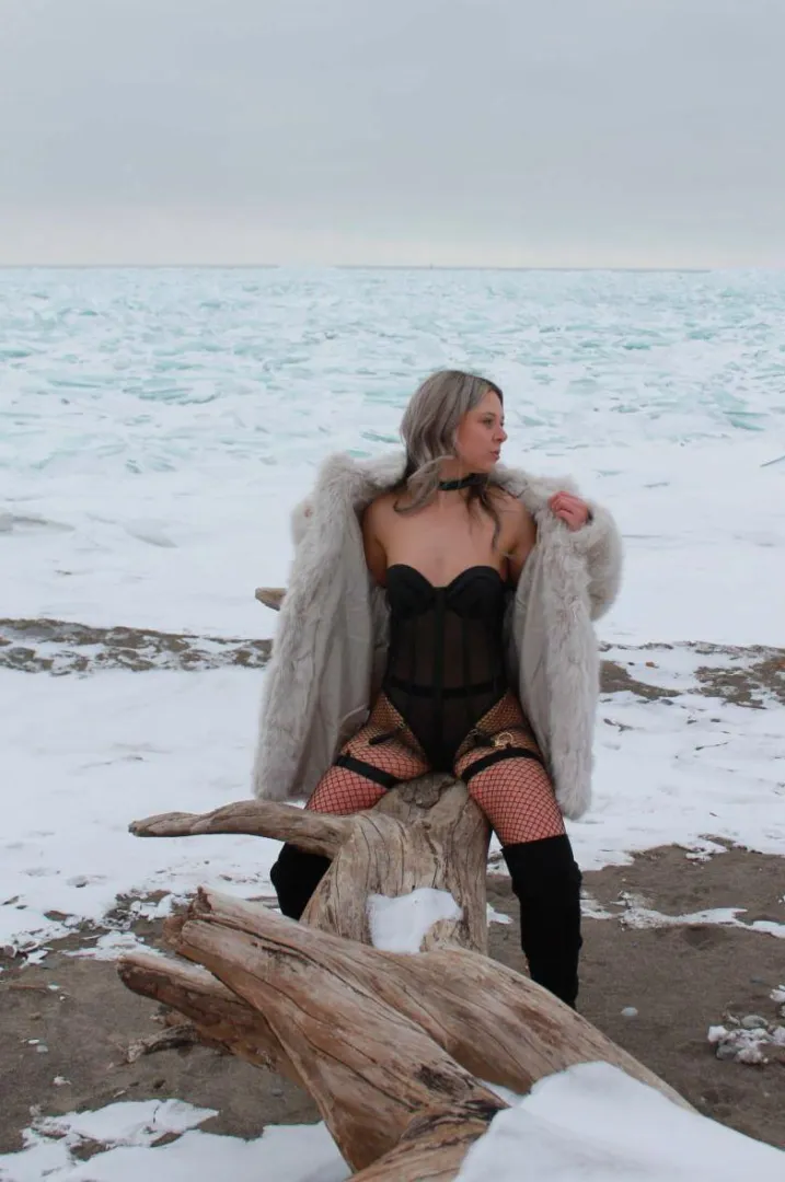 Petite tease daring you to take control posted by Berryholler_13