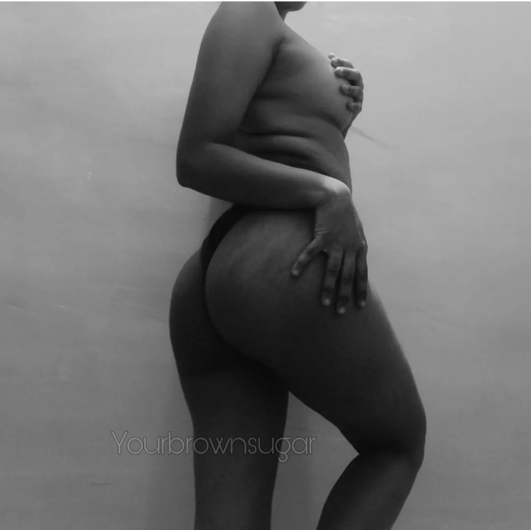 Phat ass thin waist  posted by yourbrownsugar69