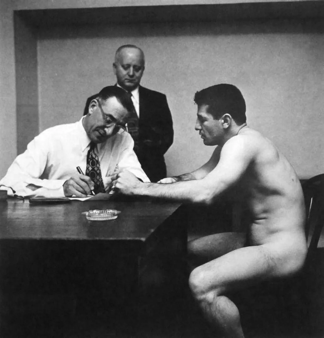 Photo by Stanley Kubrick! posted by ImageDisc