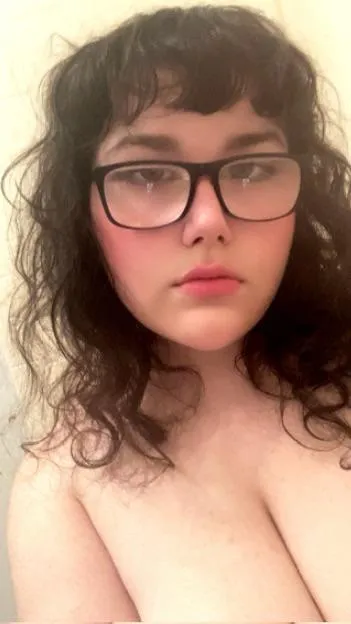 Pick I got just finished my bath hehe posted by Brilliant-Pumpkin981