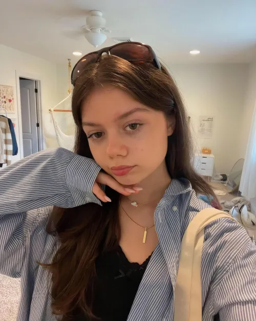 pick me up and bounce me on your cock by MapleMusse