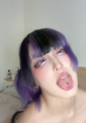 Pierced tongues = more pleasure posted by MysticFleury