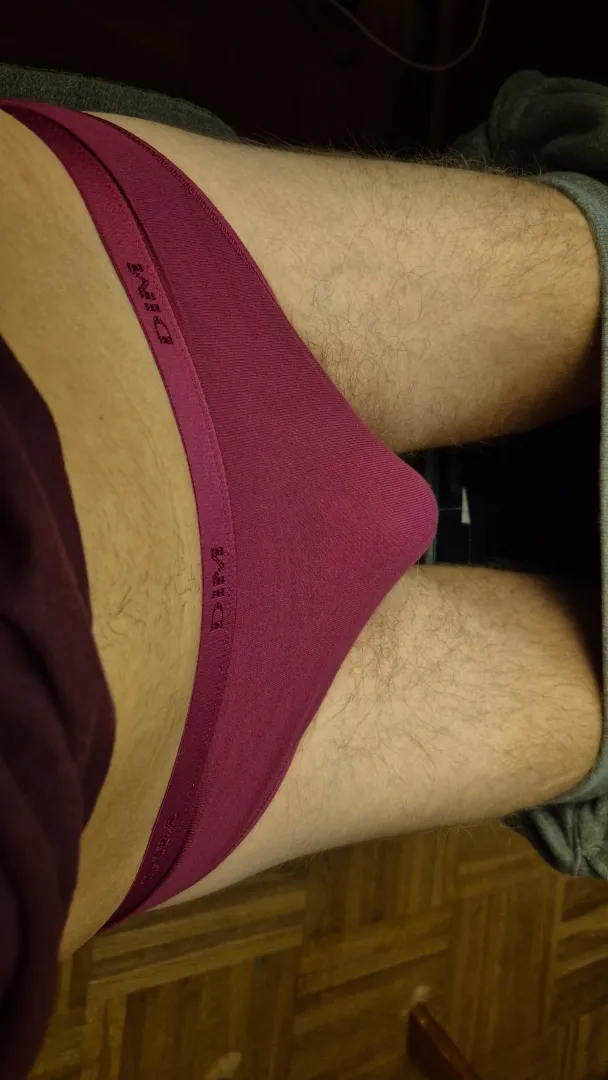 Pink panties posted by glbetch