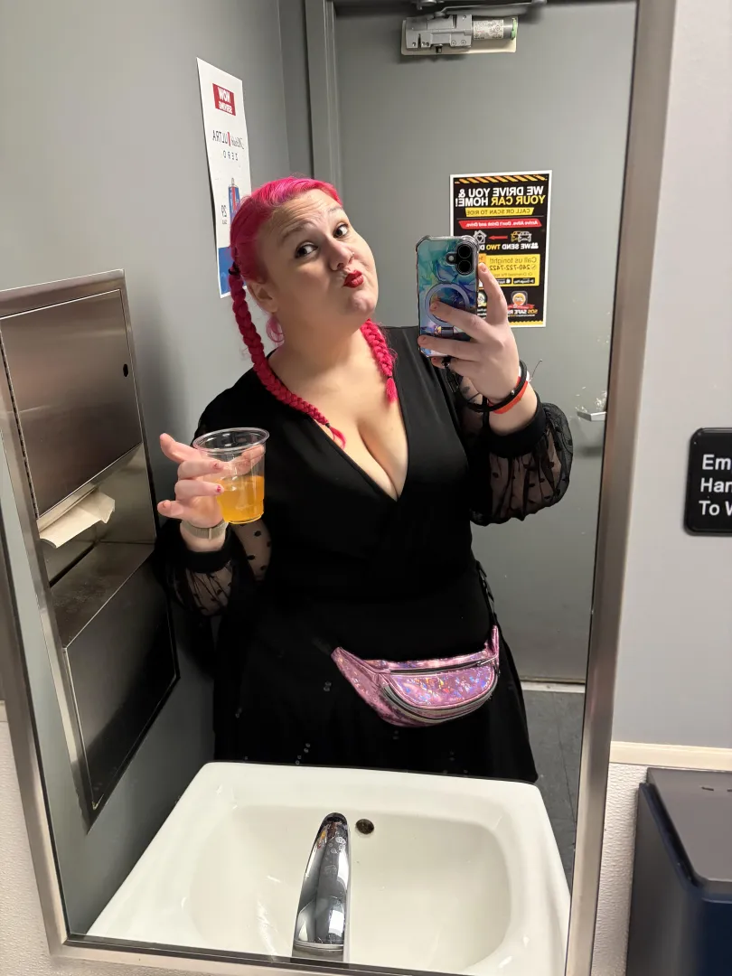 Pinky’s up, because we’re classy ;) posted by CottonCandyCurves