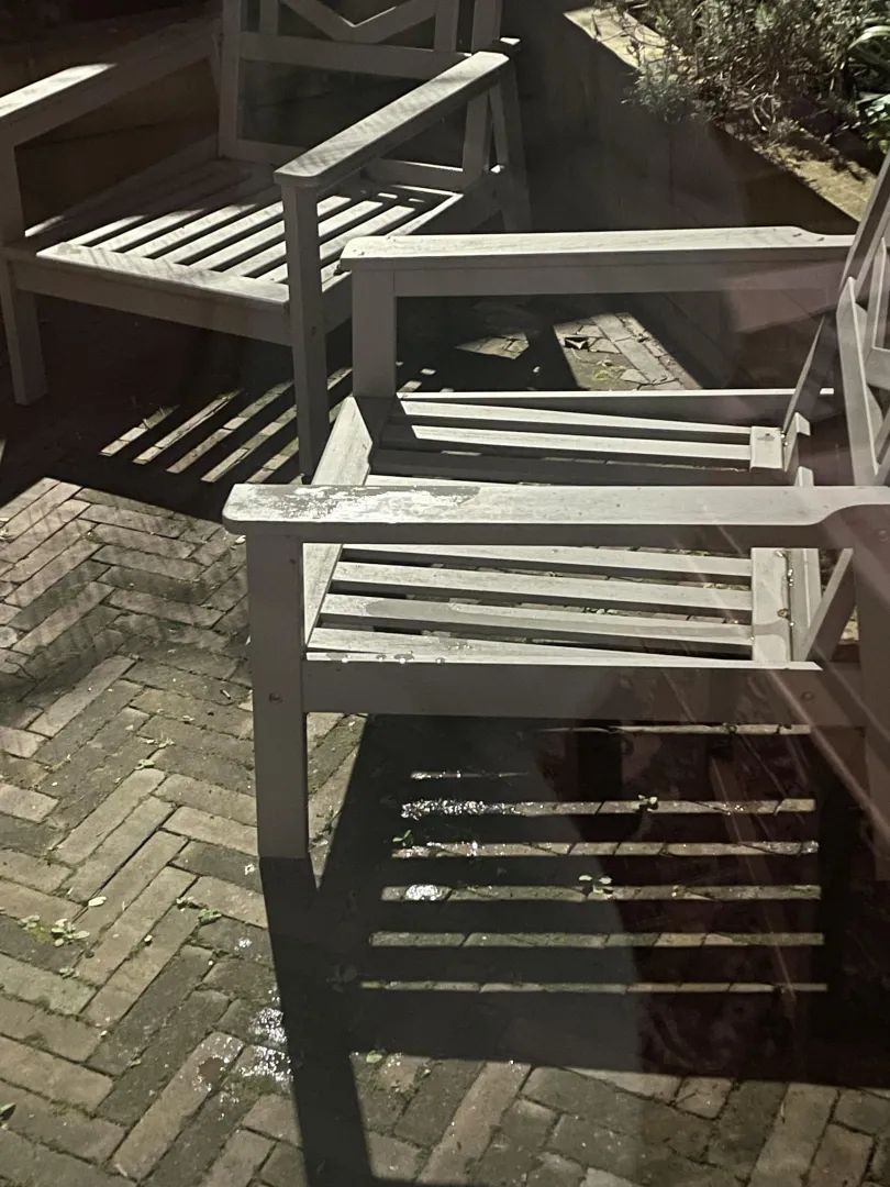 Pissed in my garden posted by pissingfun