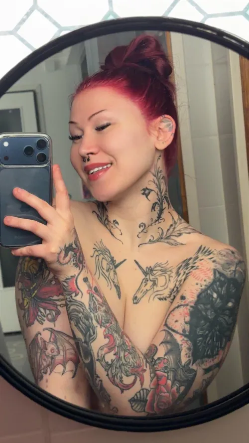 Pitäiskö minun näyttää tissit? by wiltsuv