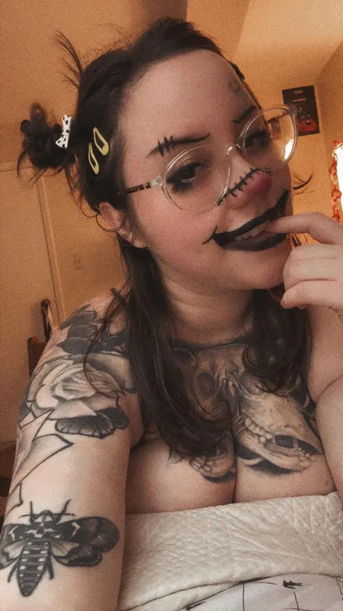 playful freaky thing by julesxjugsof