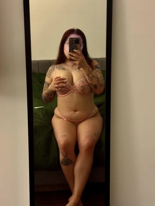 plenty to hold x by LilSophiax