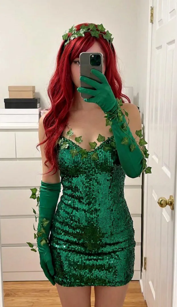 poison ivy cosplay (luna) posted by evildollxx
