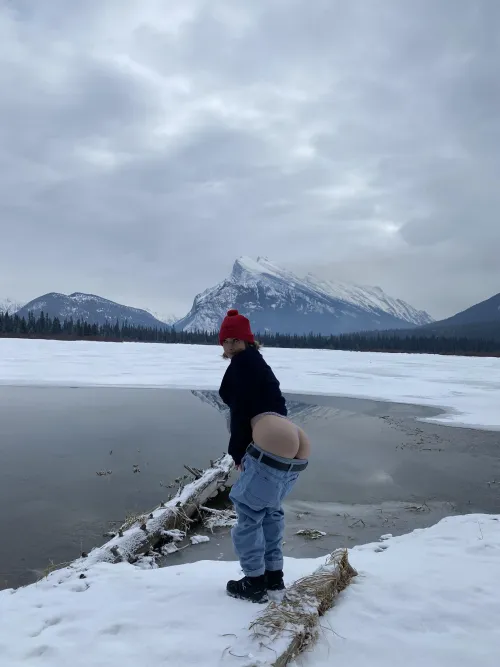 Polar plunge anyone? by Satans-slut69