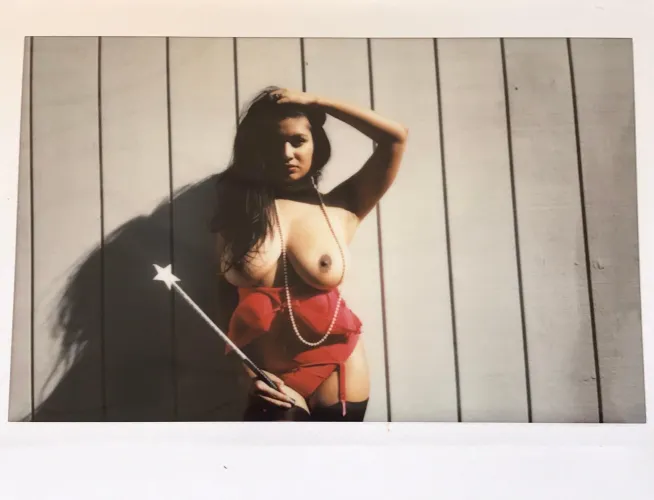 Polaroid  by Professional-Wear652