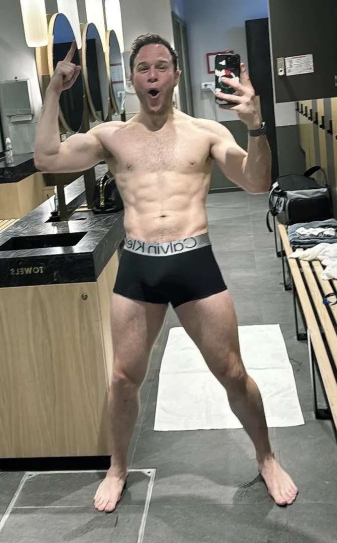 Pop Star Weekend: Olly Murs posted by BritishBigDickUncut
