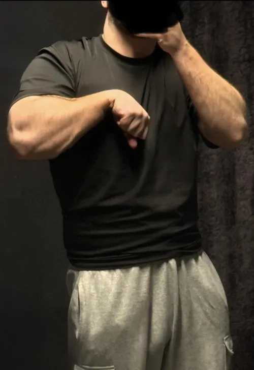 Posing room by Massive-Conflict-505