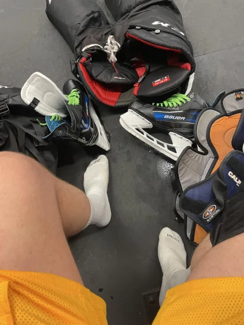 Post game stink by SmellyMuscleJock