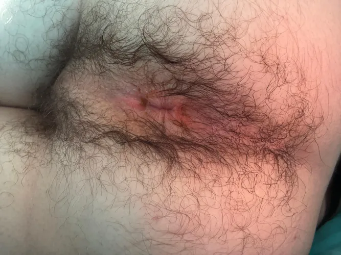 Post gym funk- who wants to sniff and lick my sweaty ass? by Public-Necessary-138