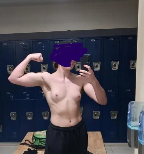 Post gym selfie (18) by Business-Garlic-2674