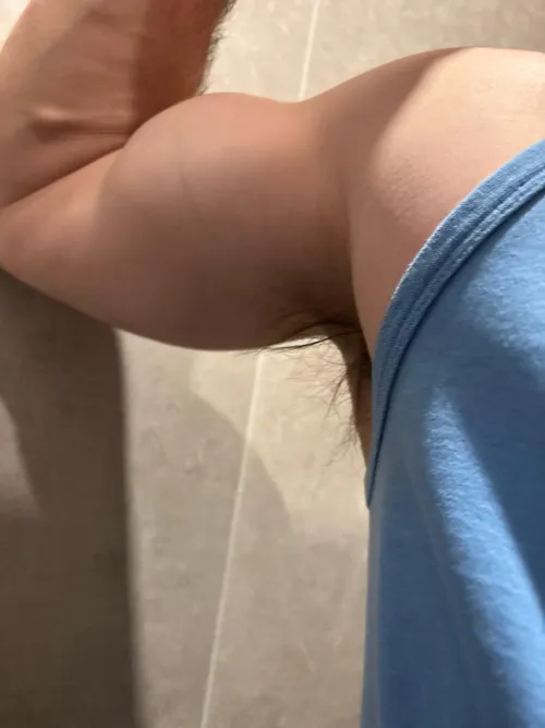 Post workout, no deodorant. They stink. by Feetandsoles89